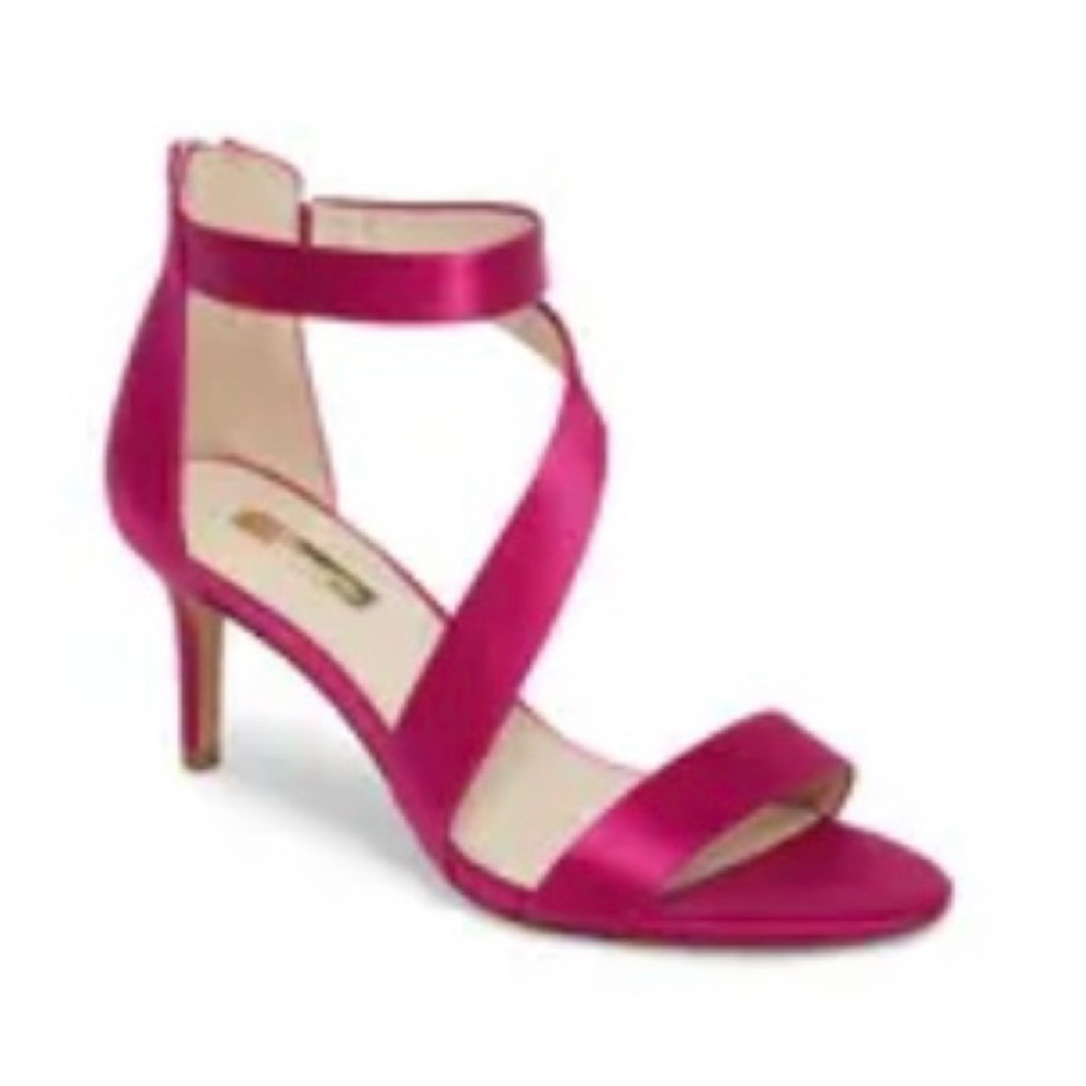 Worn once hot pink satin Louise et Cie Hilie heels